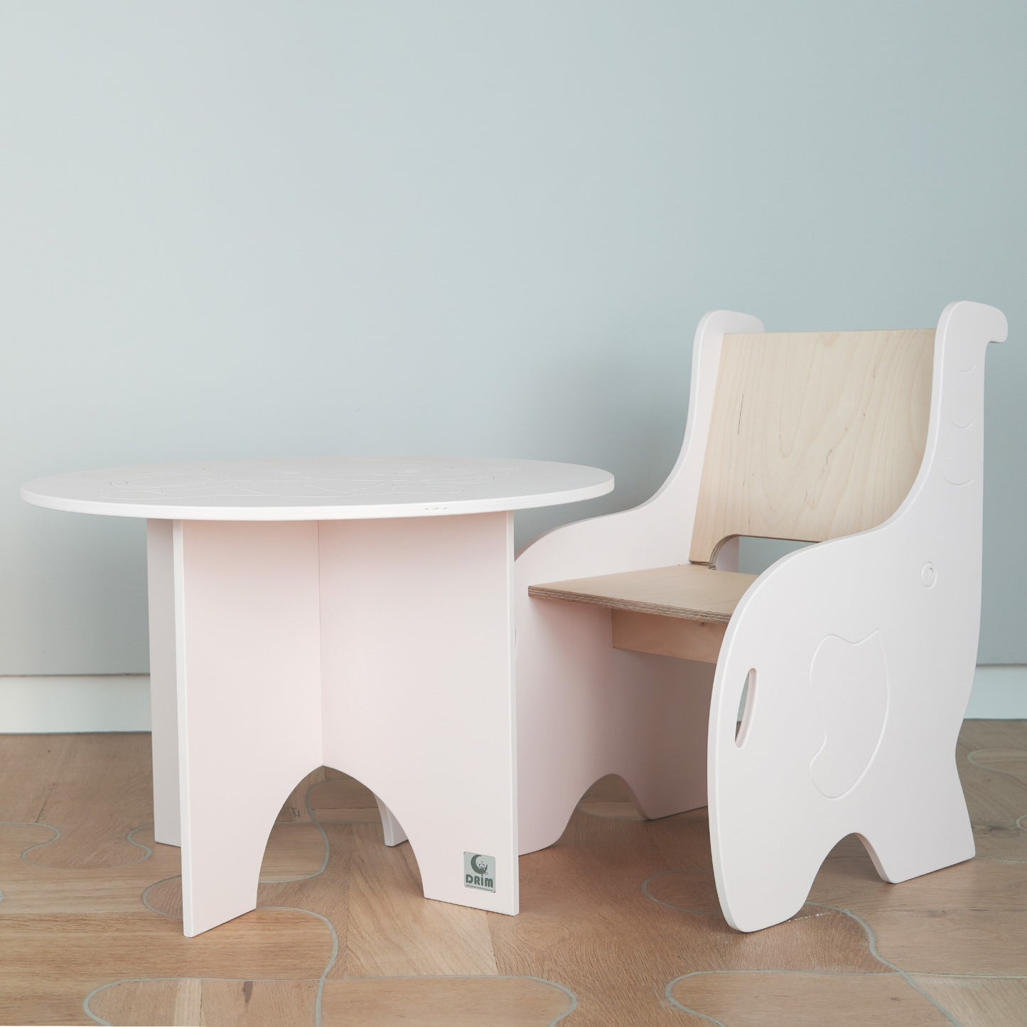 elefante-set-babyrosa-tavolo-sedie-per-bambini