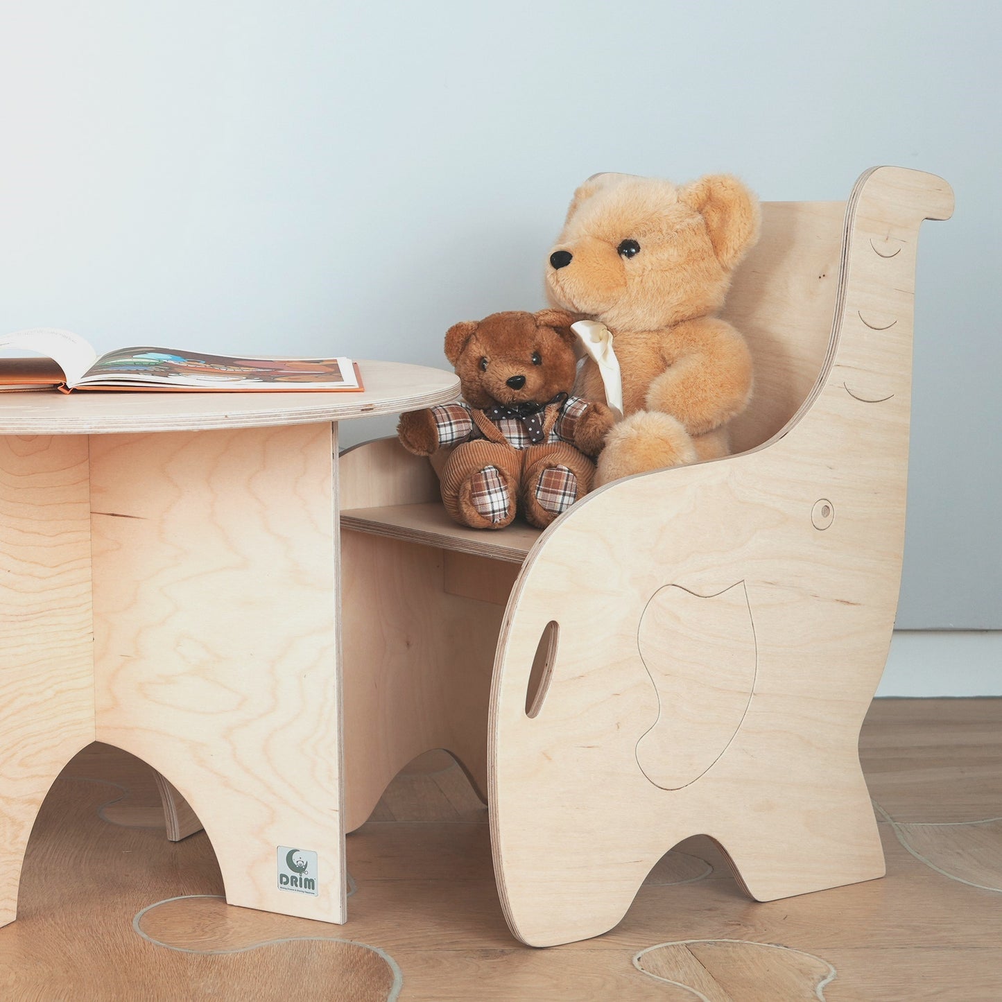 elefante-set-naturale-sedie-tavolo-per-bambini