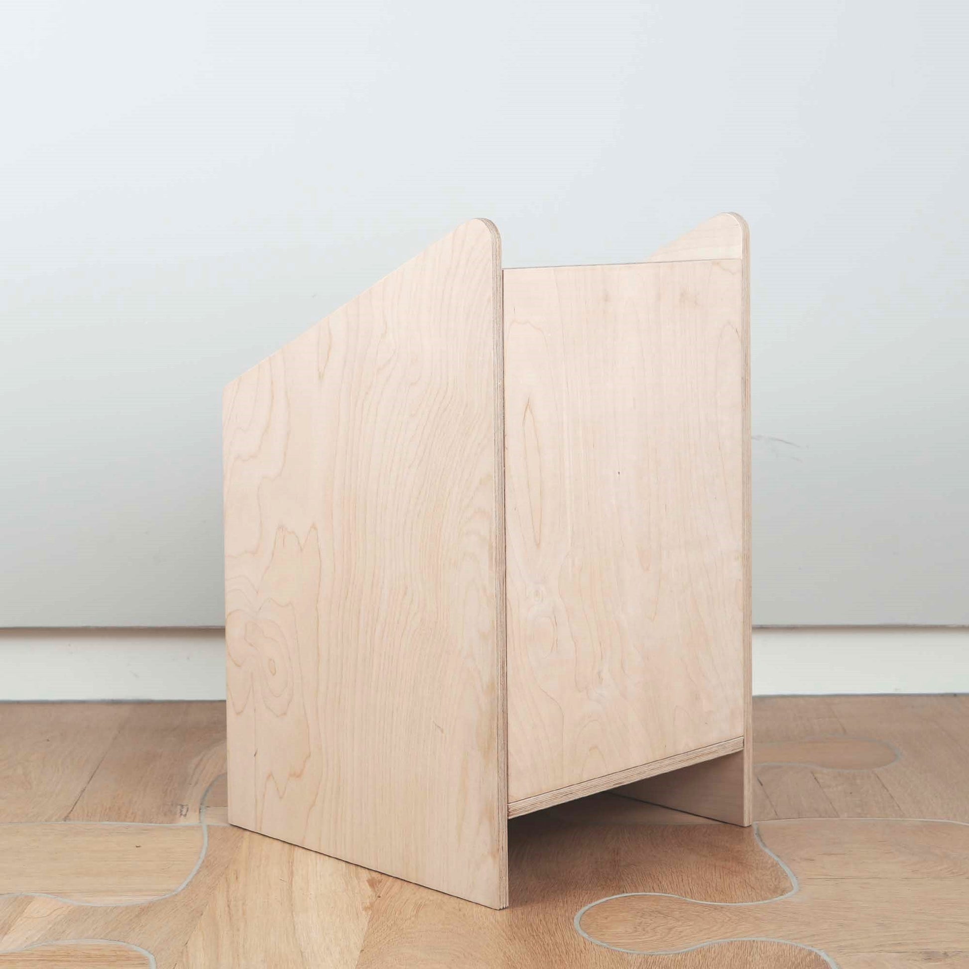 mini-libreria-naturale-in-legno-multistrato-betulla-arredi-per-bambini