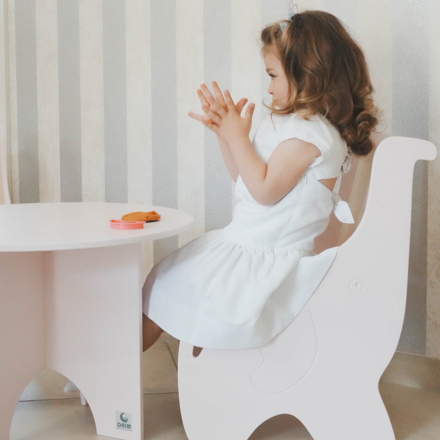 seggiolina-elefante-babyrosa-in-legno