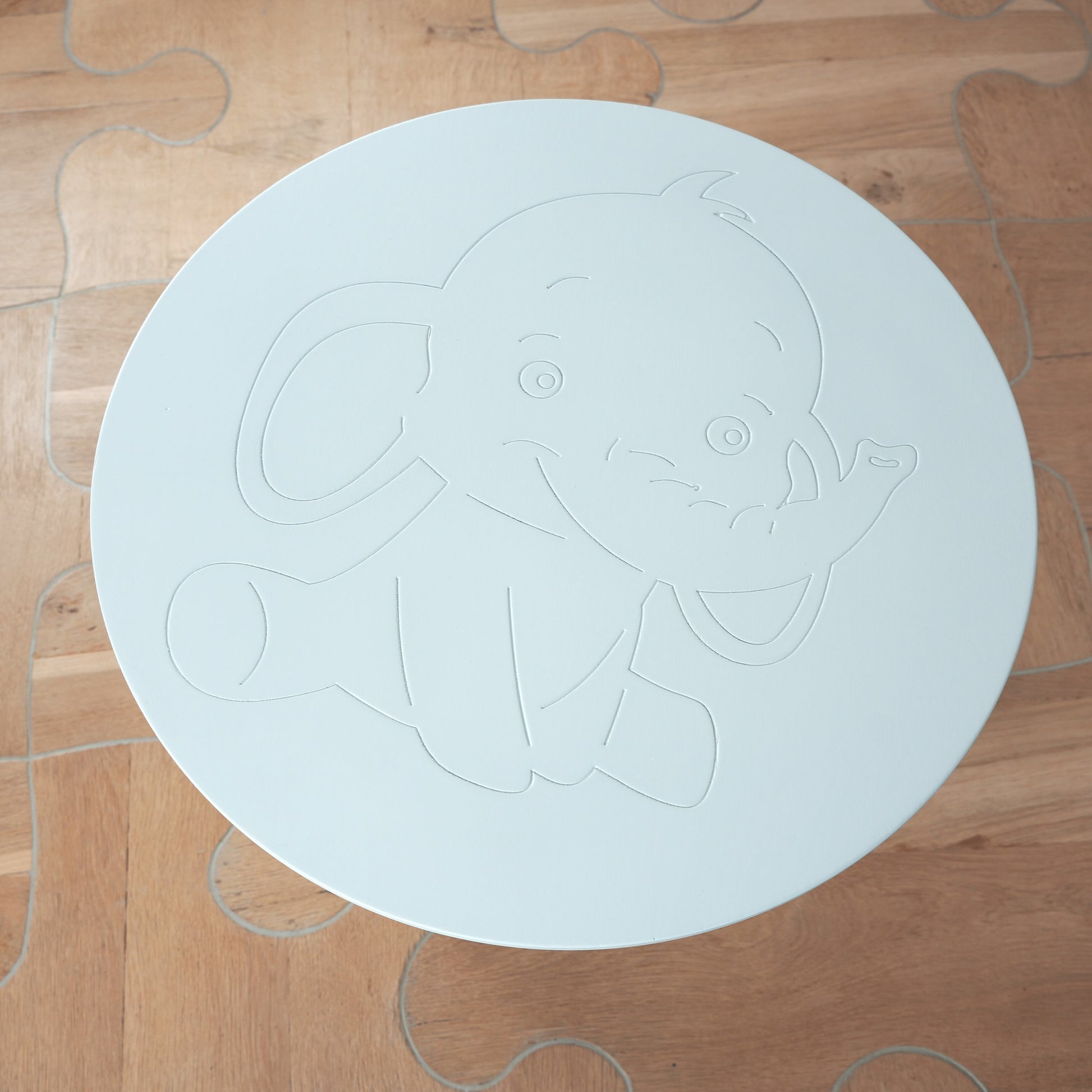 tavolino-elefante-skyblu-in-legno-betulla-arredi-bambini